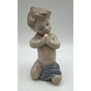 Lladró A Child’s Prayer Porcelain Figurine 5.5” Little Boy Praying Made in Spain